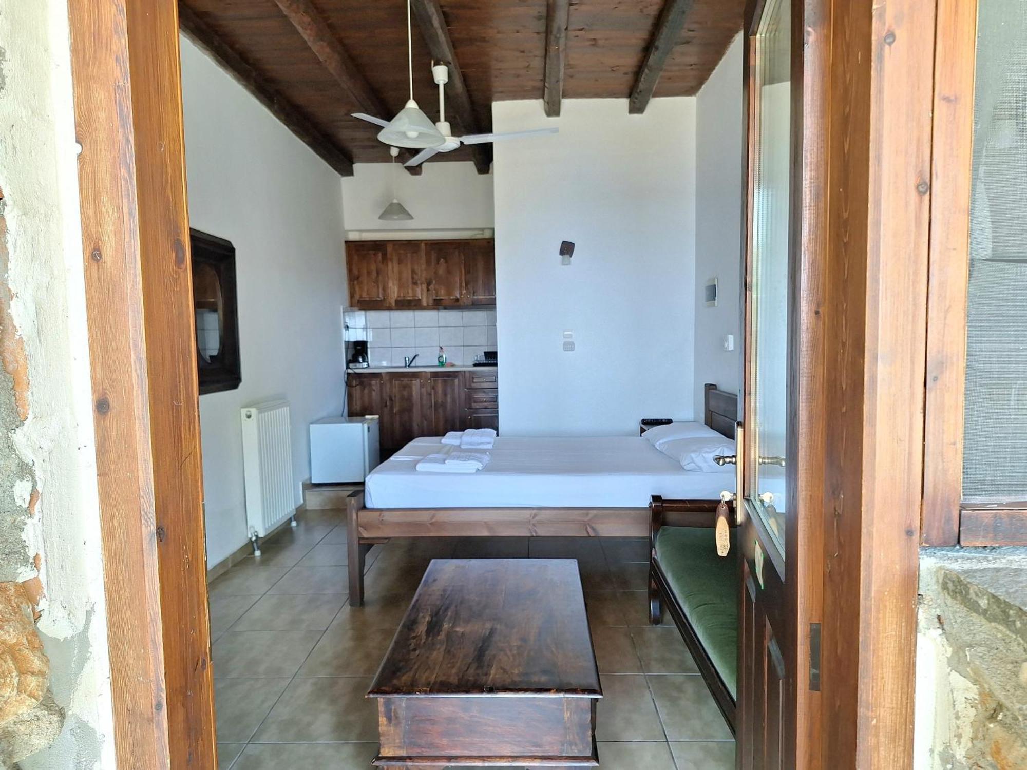 Kastania Gi Apartman Paleósz Pandeleímon Szoba fotó