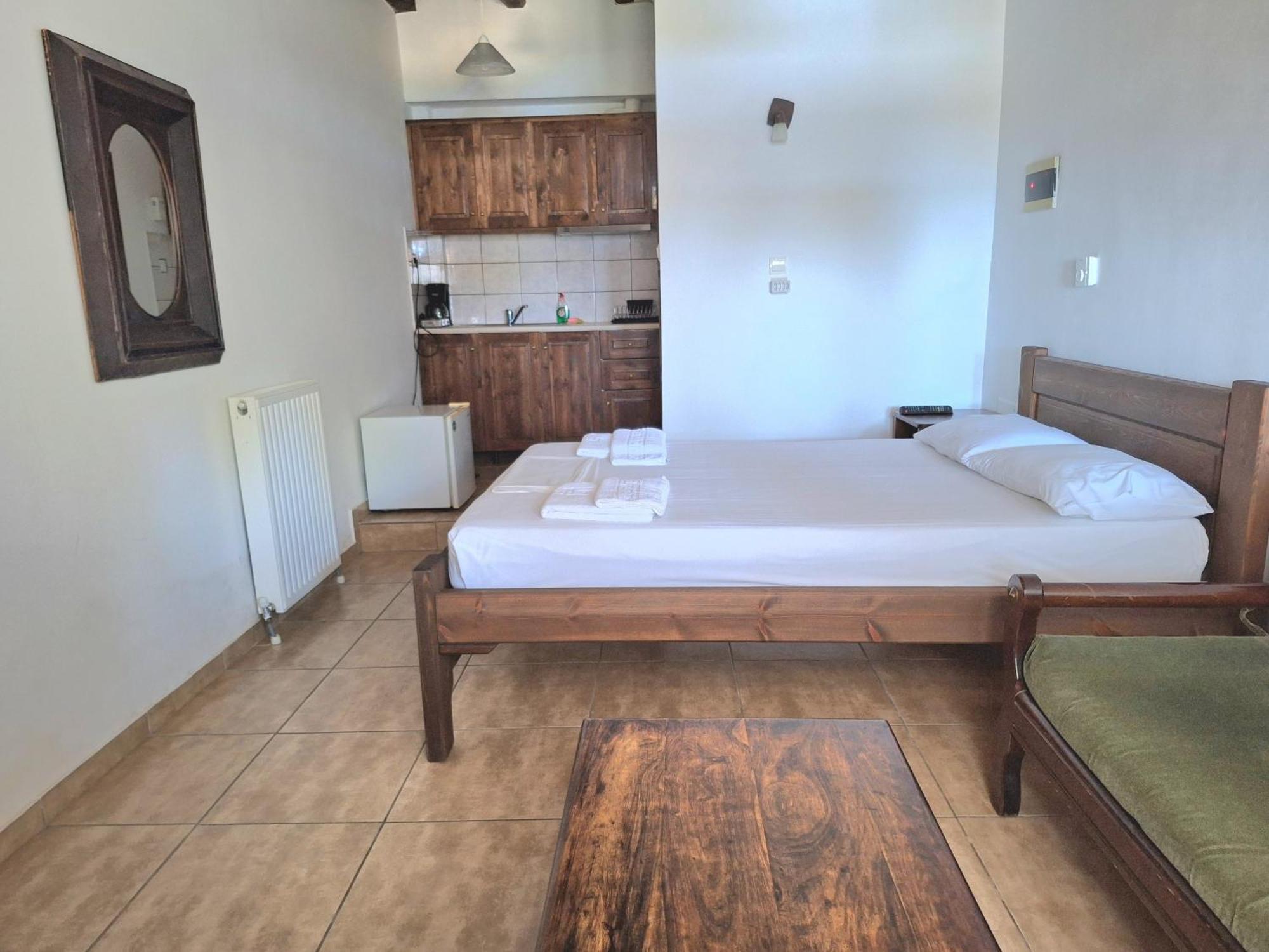 Kastania Gi Apartman Paleósz Pandeleímon Szoba fotó